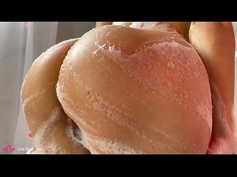 ❤️ Morena se masturba el coño con un vibrador hasta alcanzar un intenso orgasmo en la ducha ️❌ Video de porno de calidad en es.port-amurasso.ru ❌️