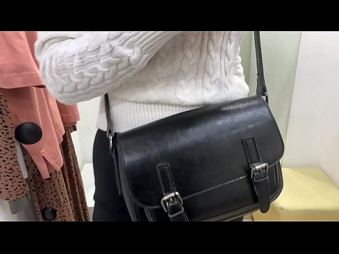 ❤️ Masturbación pública de la joven zorra FeralBerry con un consolador en el probador ️❌ Video de porno de calidad en es.port-amurasso.ru ❌️